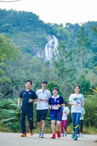 BIB: 201
                            <button type="button" onclick="openModal(18881231)" class="btn btn-primary btn-sm float-right btn-popup" data-toggle="modal" data-target=".modal-high-quality">
                        <i class="fas fa-shopping-cart"></i> Add to Cart
                    </button>
                                            <button type="button" onclick="isThisMe(18881231, true)" class="btn btn-success btn-sm float-right btn-popup btn-isme hidden" data-toggle="tooltip" data-placement="bottom" title="นี่คือรูปของคุณใช่ไหม คลิกที่นี่เพื่อเอาเข้าอัลบั้ม">
                        <i class="fas fa-plus"></i> Add to album
                    </button>
                    <button type="button" onclick="isThisMe(18881231, false)" class="btn btn-warning btn-sm float-right btn-popup btn-isnotme hidden">
                        <i class="fas fa-ban"></i> Remove from album
                    </button>